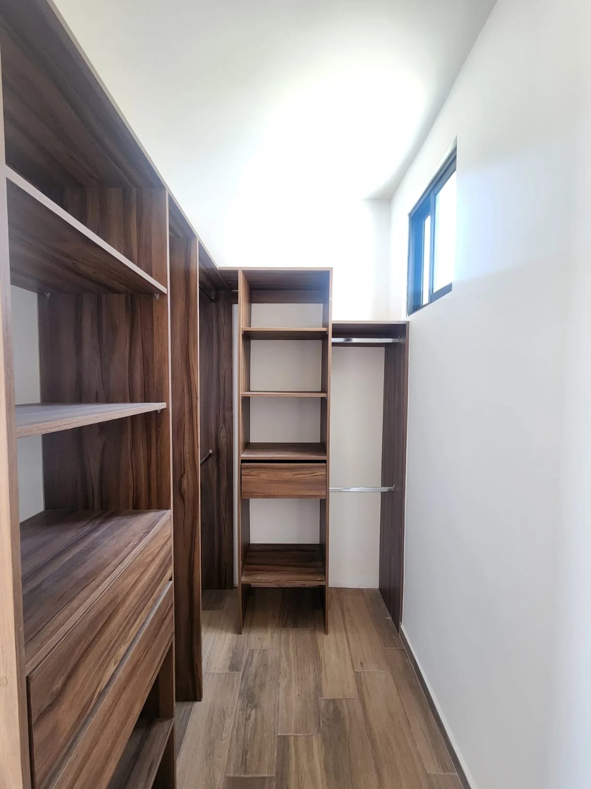 En venta! Hermosa casa en Condominio Montecristo, San José Pinula — Casa en Venta en San José Pinula, Guatemala, Ciudad — foto 11 de 17