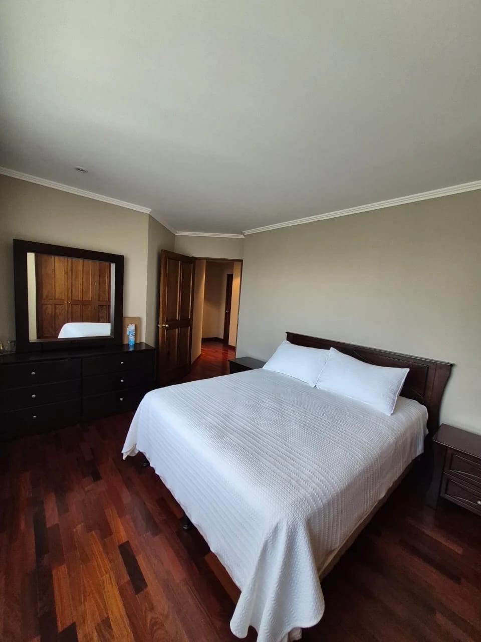 Apartamento amueblado en renta!! Excelente ubicación de la zona 14 — Apartamento en Alquiler en Real de Las Américas, Zona 14, Guatemala, Ciudad — foto 8 de 17