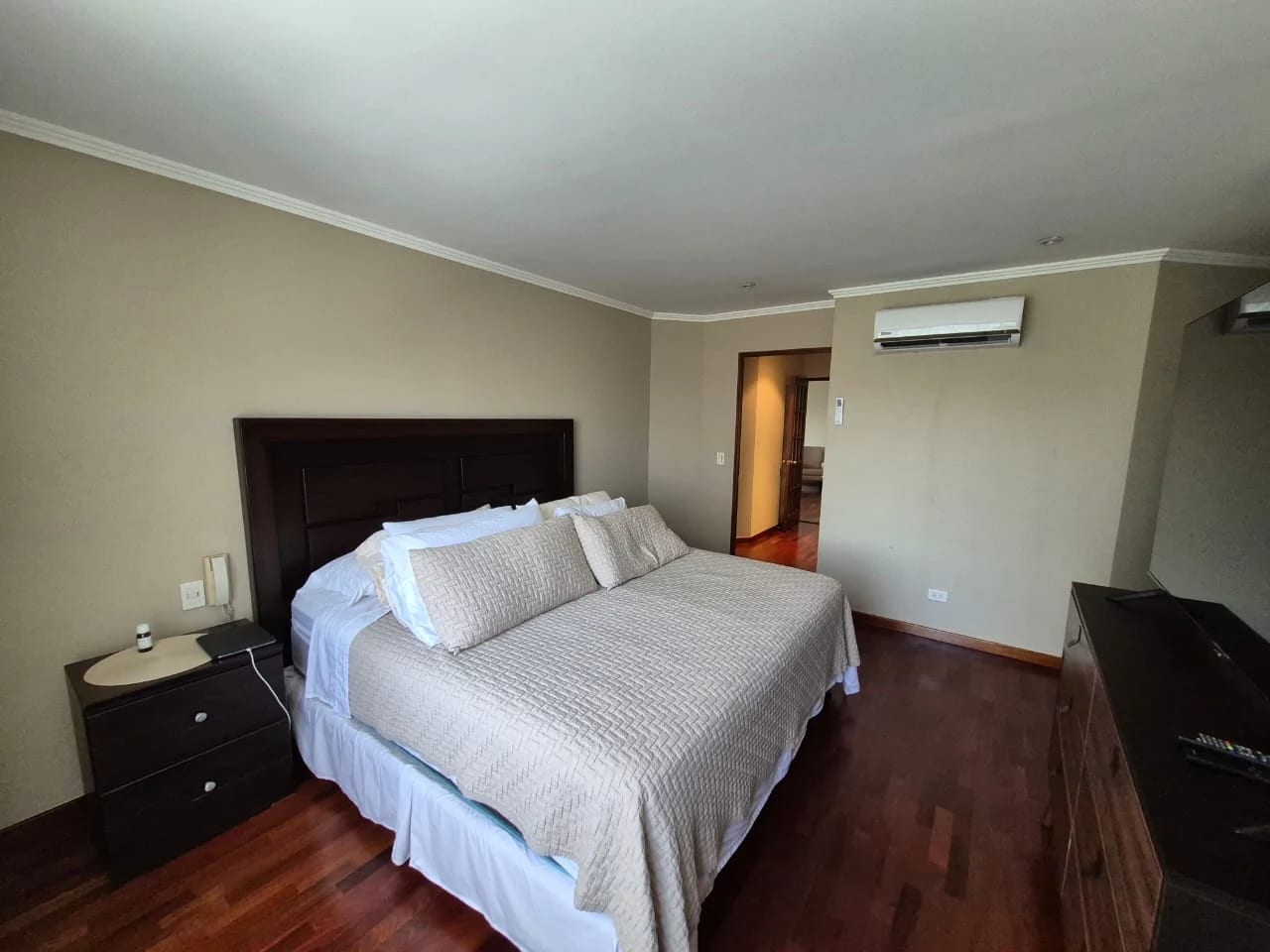 Apartamento amueblado en renta!! Excelente ubicación de la zona 14 — Apartamento en Alquiler en Real de Las Américas, Zona 14, Guatemala, Ciudad — foto 10 de 17