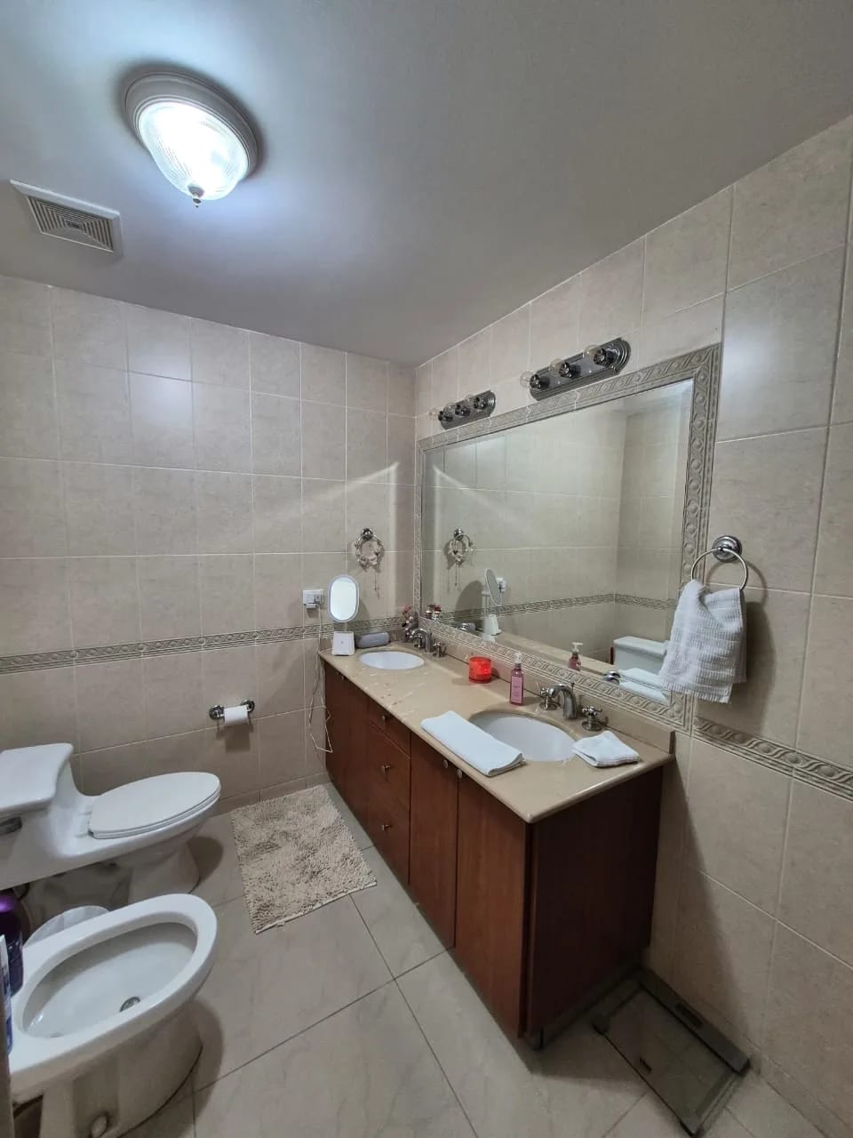 Apartamento amueblado en renta!! Excelente ubicación de la zona 14 — Apartamento en Alquiler en Real de Las Américas, Zona 14, Guatemala, Ciudad — foto 13 de 17