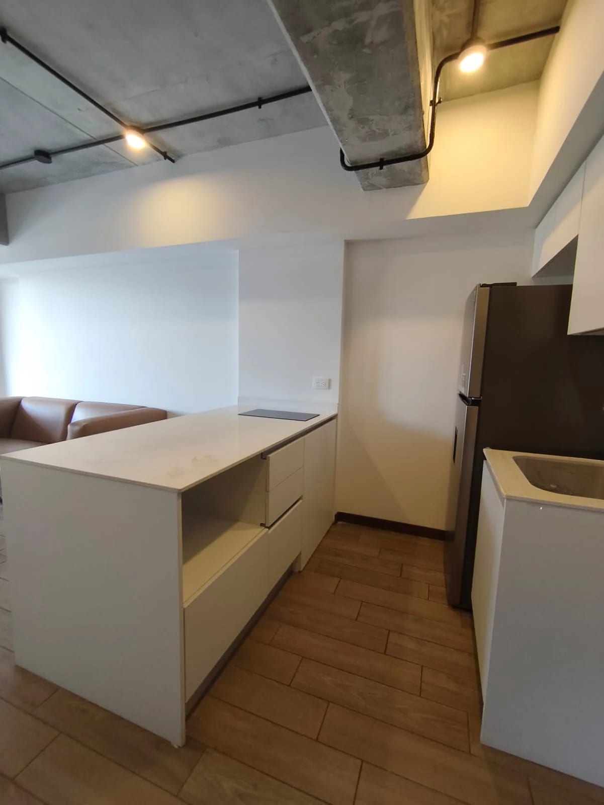 Vive en el Corazón de la zona 4 - INARA CUATRO NORTE - Torre Sara — Apartamento en Alquiler en Inara Cuatro Norte, Zona 4, Guatemala, Ciudad — foto 4 de 17