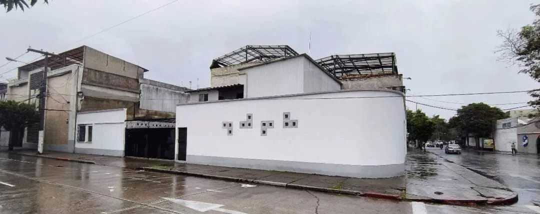 Casa para uso comercial en renta!! Excelente ubicación de esquina. Z.9 — Casa en Alquiler en Zona 9, Guatemala, Ciudad — foto 2 de 14