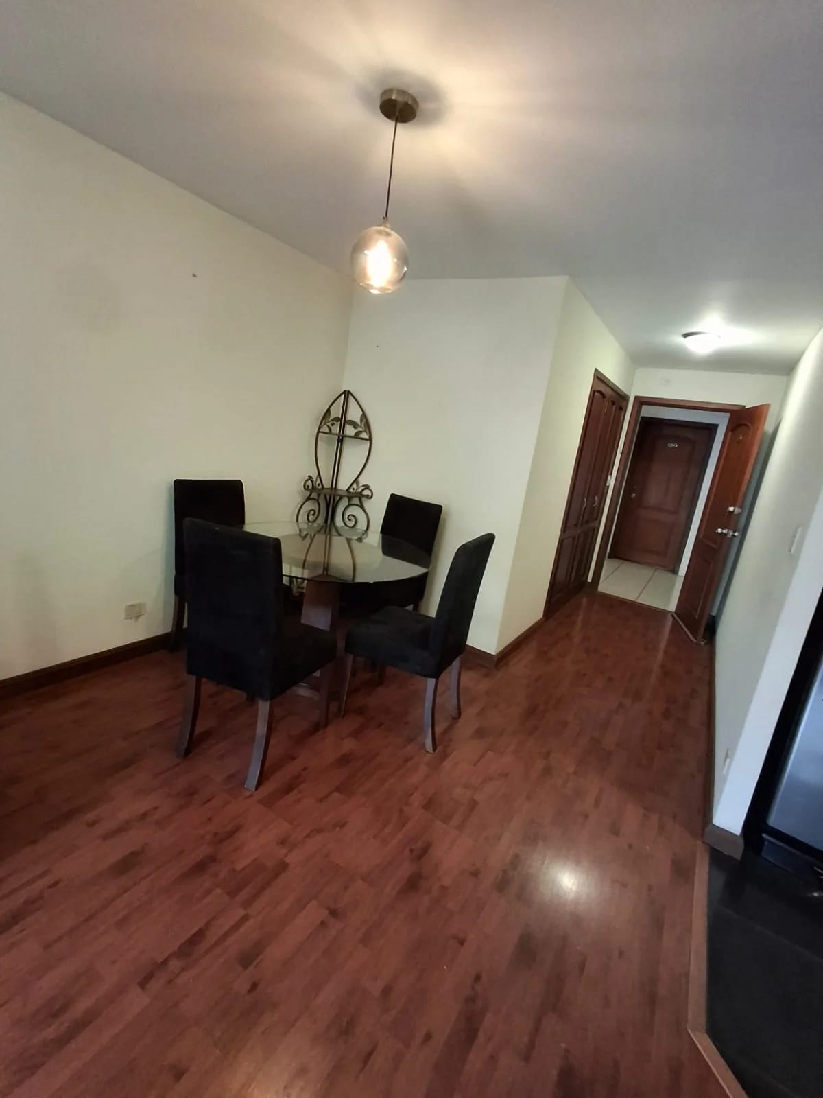 APARTAMENTO en Venta - Jardines de la Floresta, zona 7 — Apartamento en Venta en Jardines de la Floresta, Zona 7, Guatemala, Ciudad — foto 5 de 17