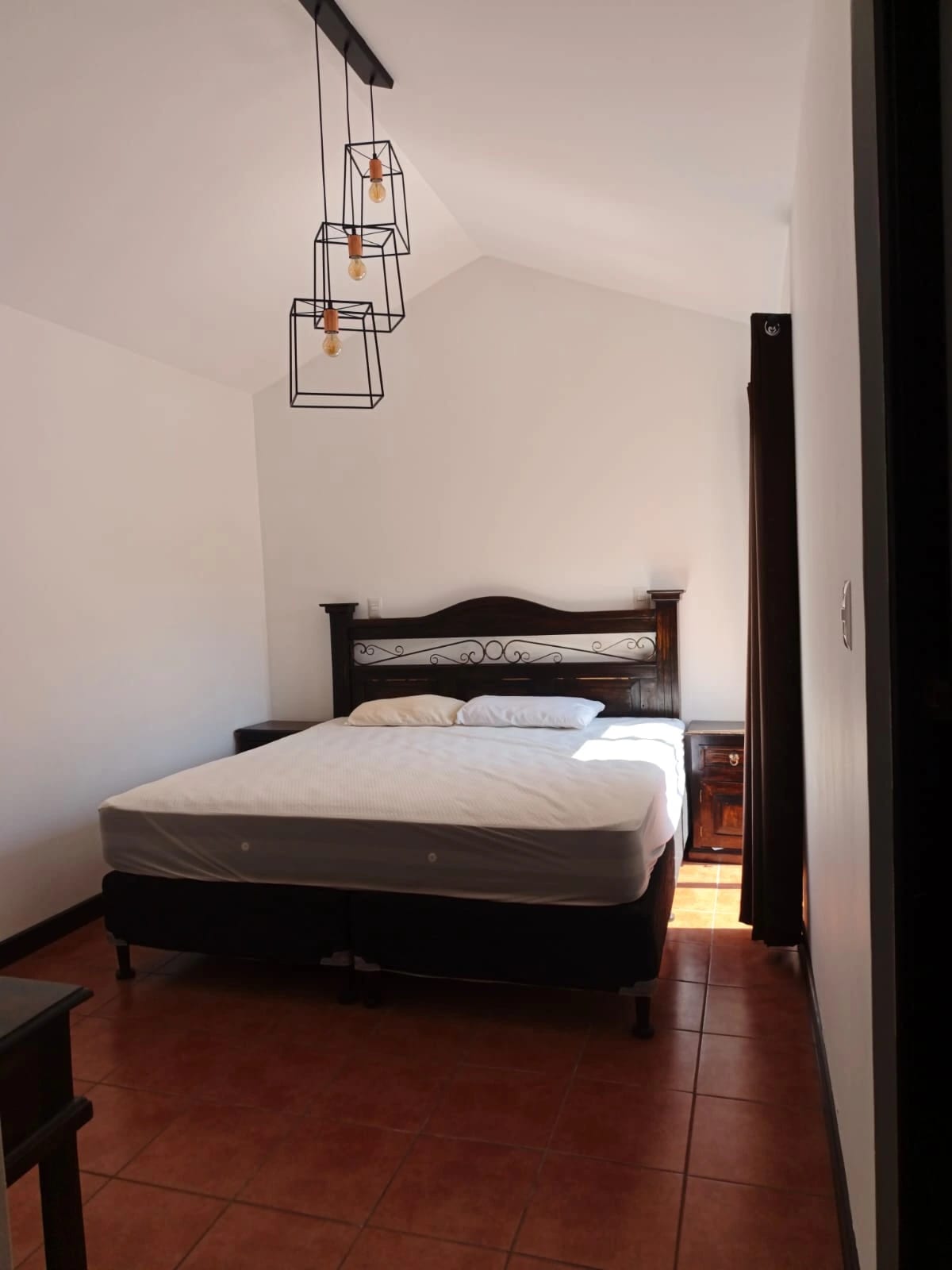 CASA en Alquiler – Barrio Las Campanas, San Pedro Las Huertas, Sacatepéquez — Casa en Alquiler en San Pedro Sacatepéquez, Sacatepéquez — foto 10 de 17