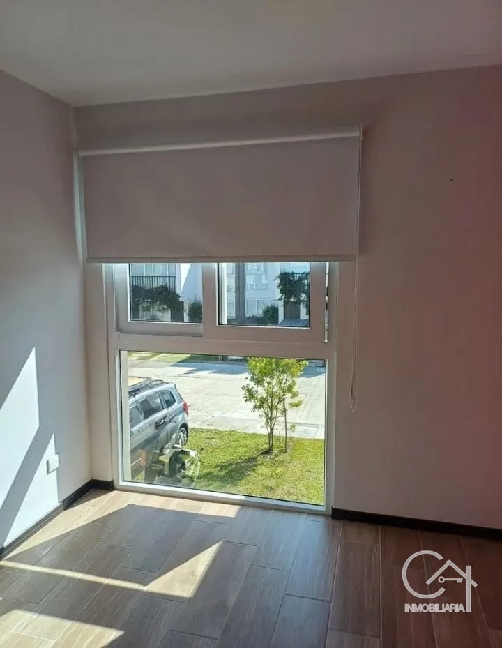 CASA en Venta - Condado Chimaltenango — Casa en Venta en Chimaltenango, Chimaltenango — foto 2 de 17