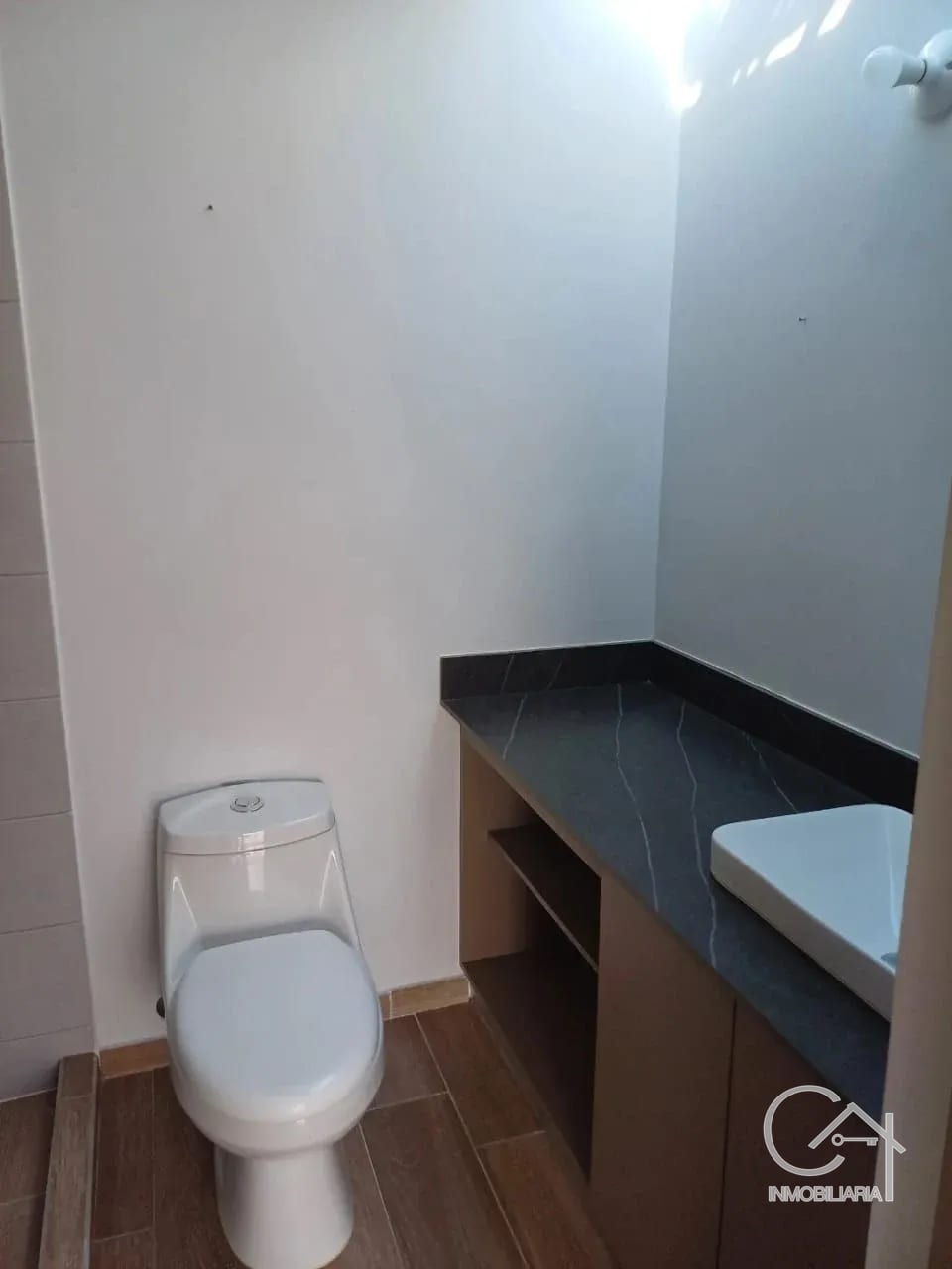 CASA en Venta - Condado Chimaltenango — Casa en Venta en Chimaltenango, Chimaltenango — foto 13 de 17