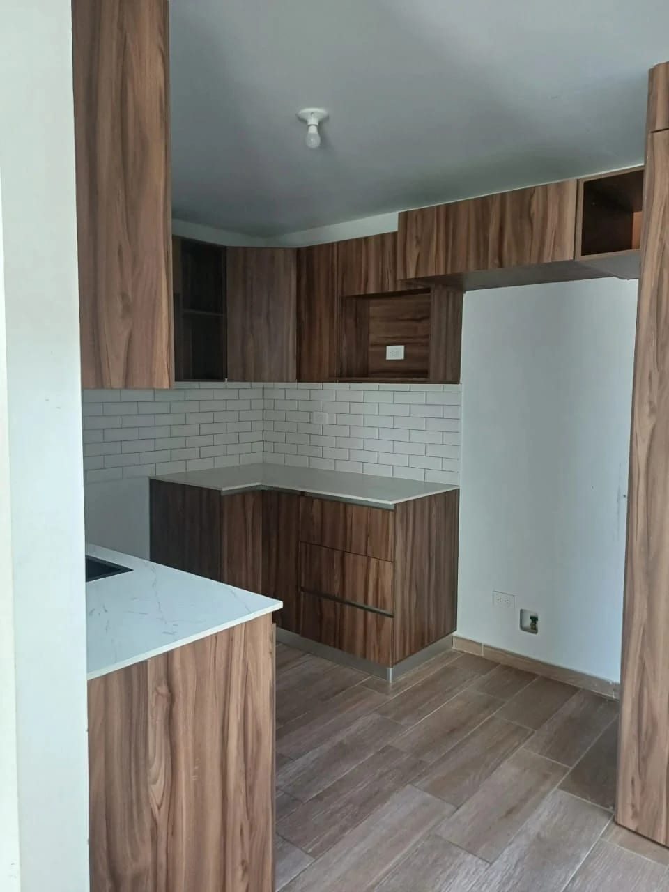 CASA en Venta - Condado Chimaltenango — Casa en Venta en Chimaltenango, Chimaltenango — foto 5 de 17