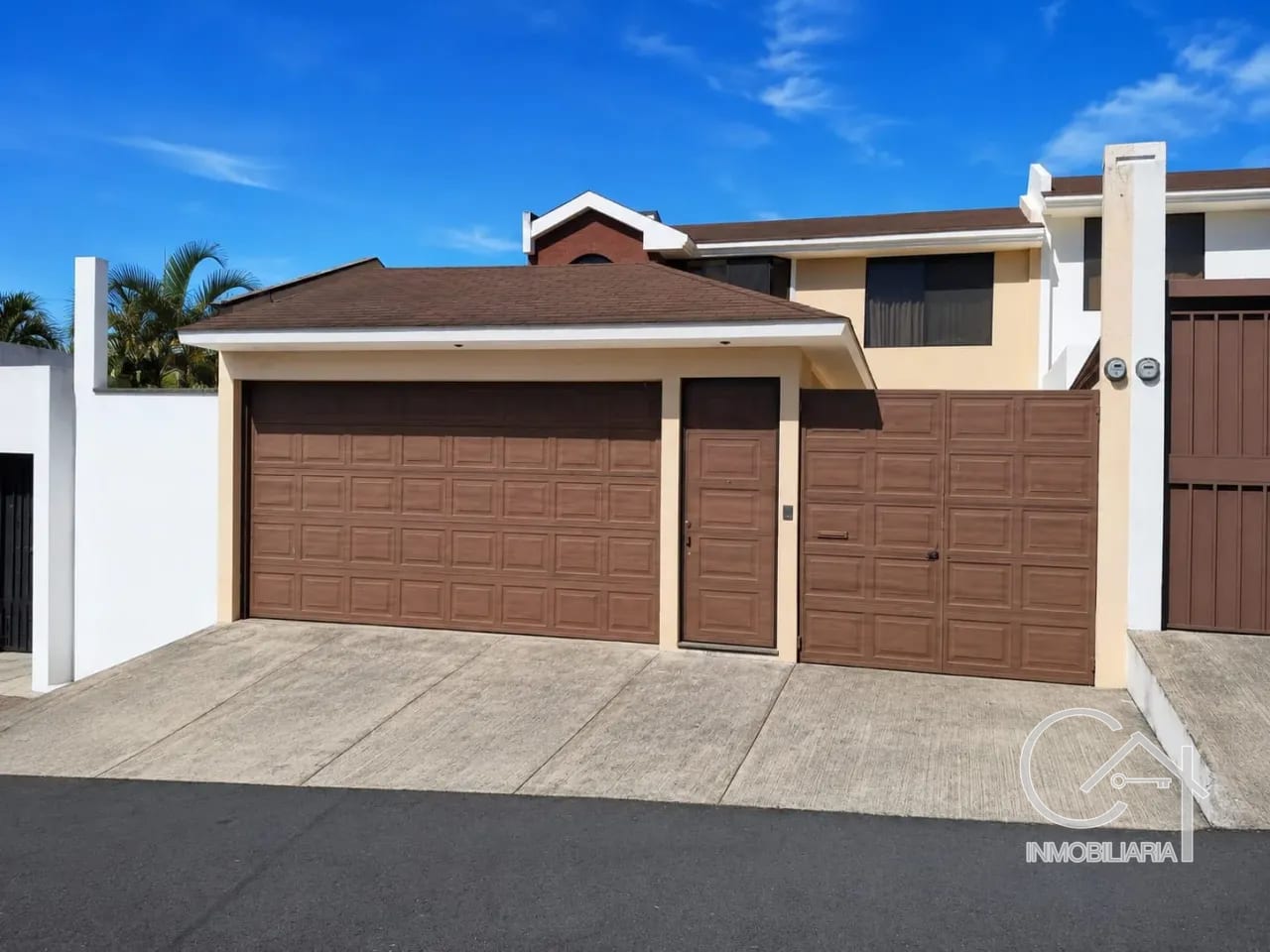 🏡 Casa en Venta –San Cristóbal B4 — Casa en Venta en Zona 8 Mixco, Guatemala, Ciudad — foto 1 de 15
