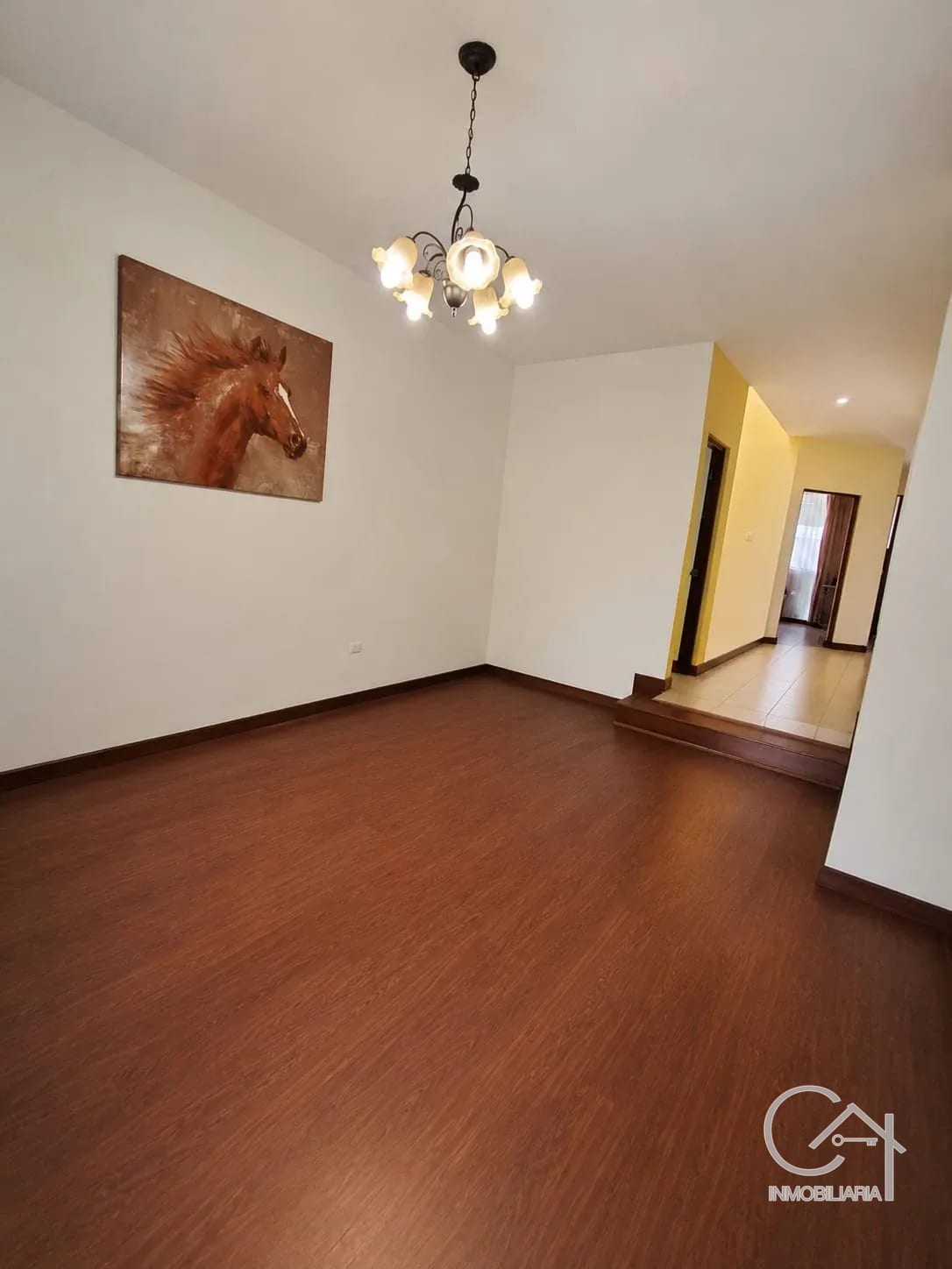 🏡 Casa en Venta –San Cristóbal B4 — Casa en Venta en Zona 8 Mixco, Guatemala, Ciudad — foto 10 de 15