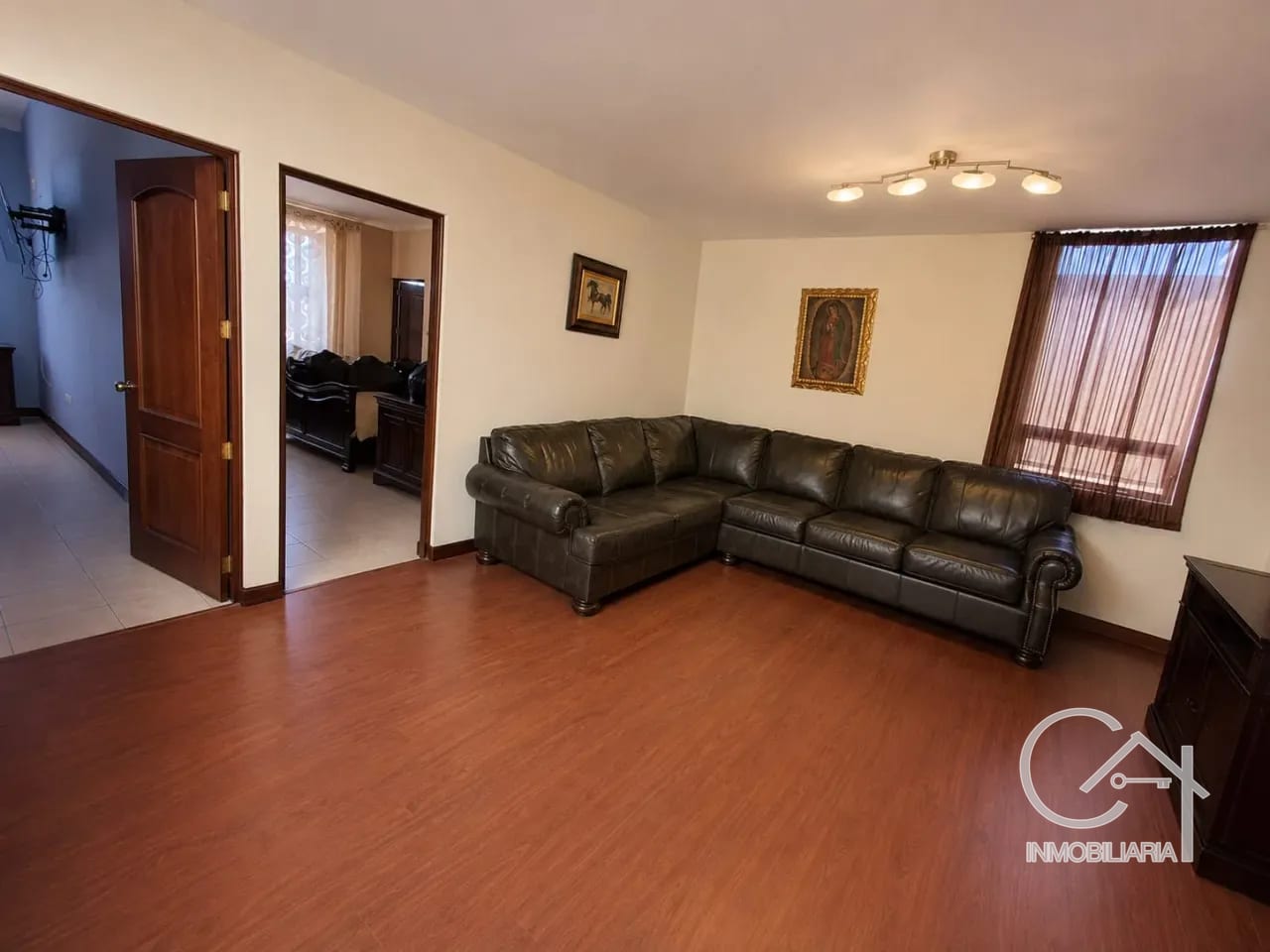 🏡 Casa en Venta –San Cristóbal B4 — Casa en Venta en Zona 8 Mixco, Guatemala, Ciudad — foto 11 de 15