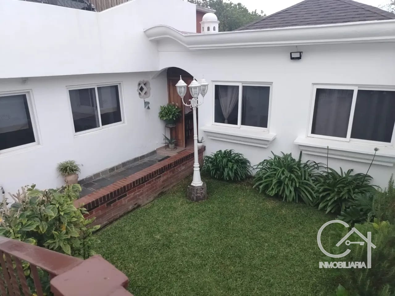 Entre Bosques, CAES 18.5 Casa en venta — Casa en Venta en Santa Catarina Pinula, Guatemala, Ciudad — foto 1 de 10