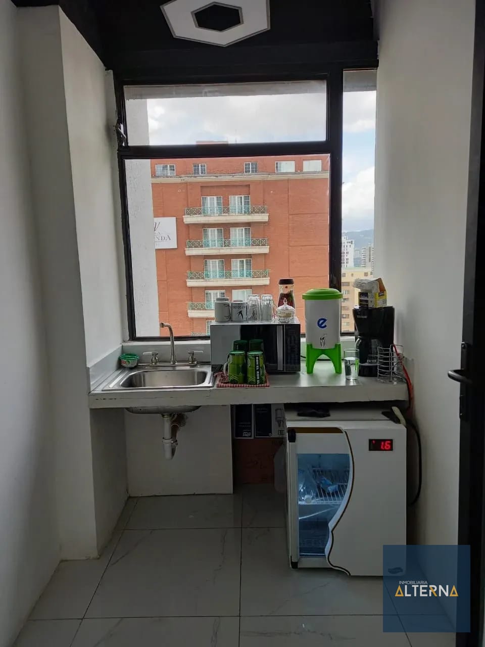 Oficina Estilo Co Working en Renta en zona 10 — Oficina en Alquiler en Zona 10, Guatemala, Ciudad — foto 6 de 7