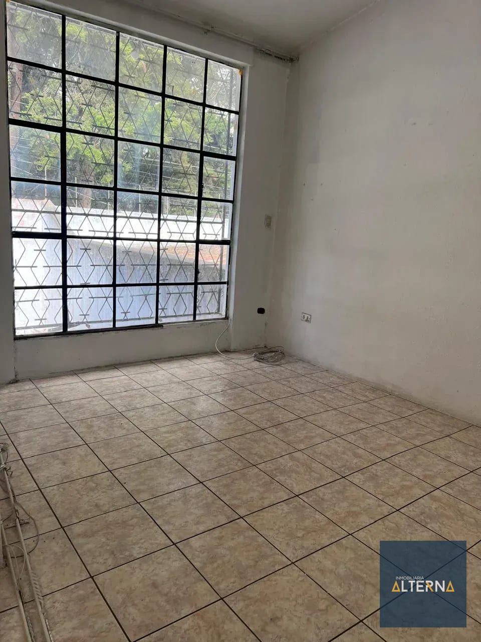 Casa en Renta en San Lucas — Casa en Alquiler en San Lucas Sacatepéquez, Sacatepéquez — foto 1 de 17