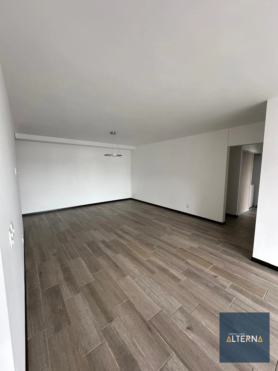 Apartamento en renta en Zona 14 — Apartamento en Alquiler en Zona 14, Guatemala, Ciudad — foto 1 de 8