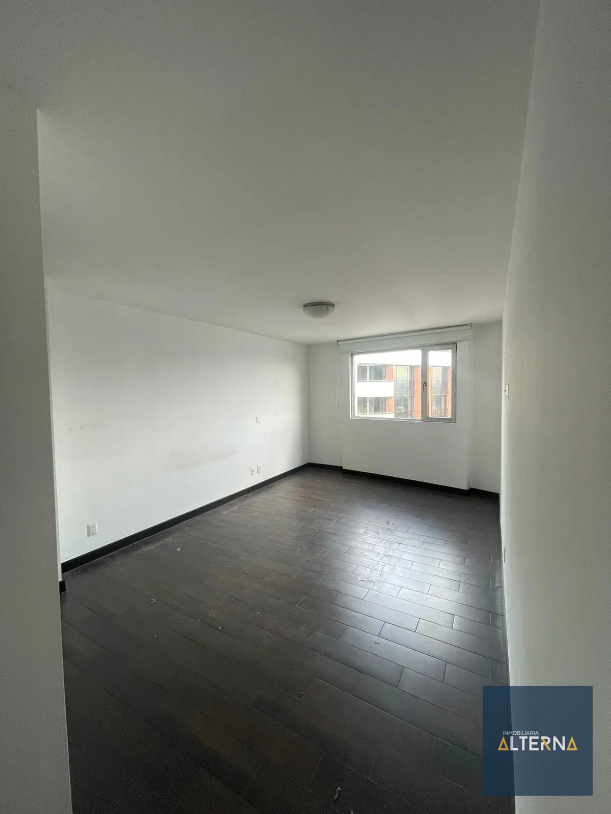 Amplio Apartamento en Renta Zona 14 — Apartamento en Alquiler en Zona 14, Guatemala, Ciudad — foto 6 de 7