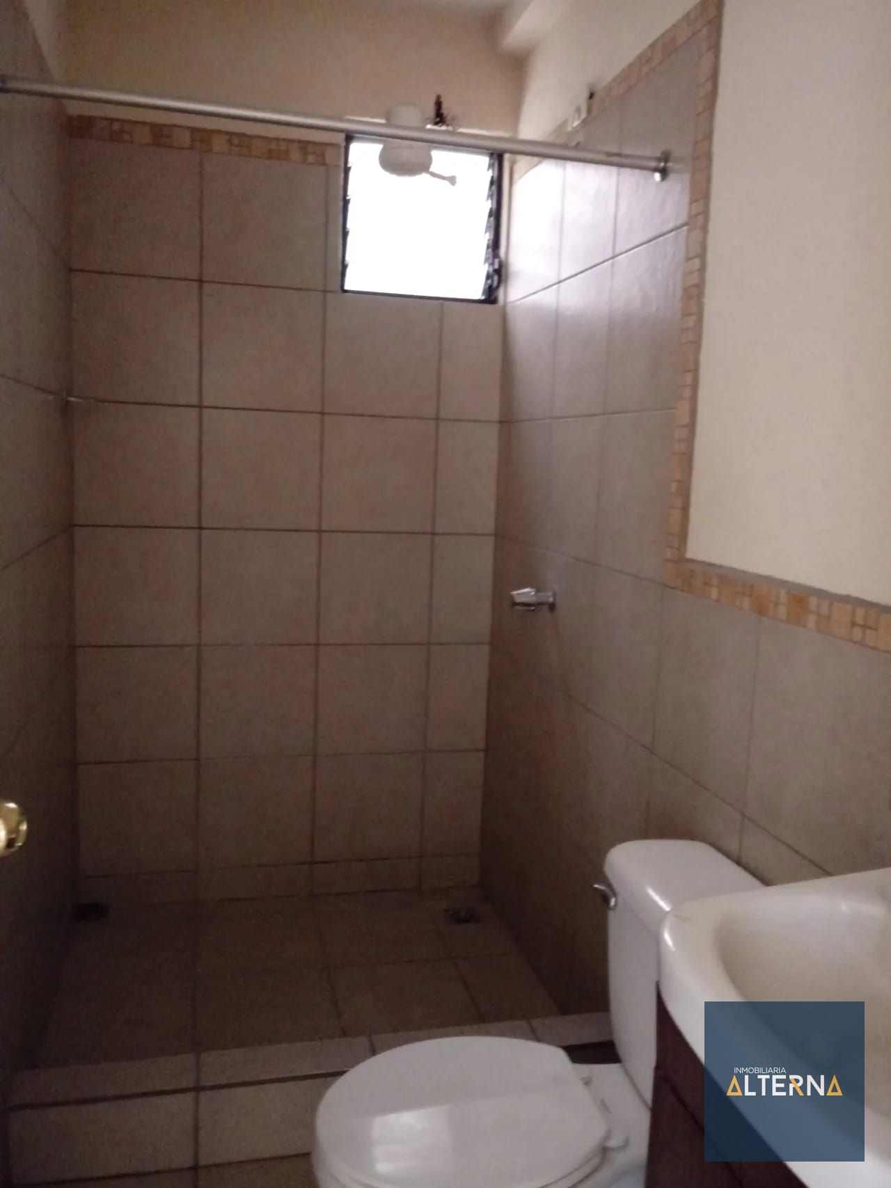 Apartamento en Renta en zona 10 muy cerca de centro medico — Apartamento en Alquiler en Zona 10, Guatemala, Ciudad — foto 6 de 10