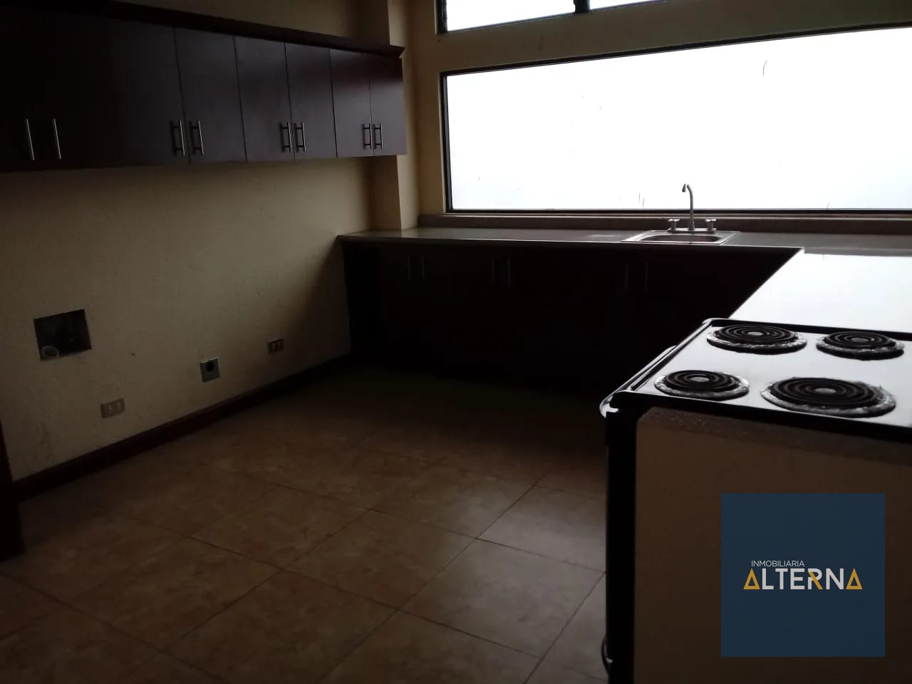 Apartamento en Renta en zona 10 muy cerca de centro medico — Apartamento en Alquiler en Zona 10, Guatemala, Ciudad — foto 9 de 10