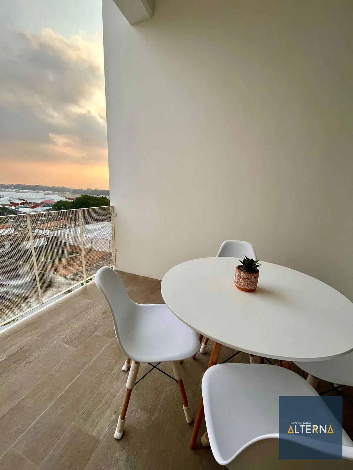 Apartamento Amueblado en Renta Zona 13 — Apartamento en Alquiler en Zona 13, Guatemala, Ciudad — foto 4 de 7