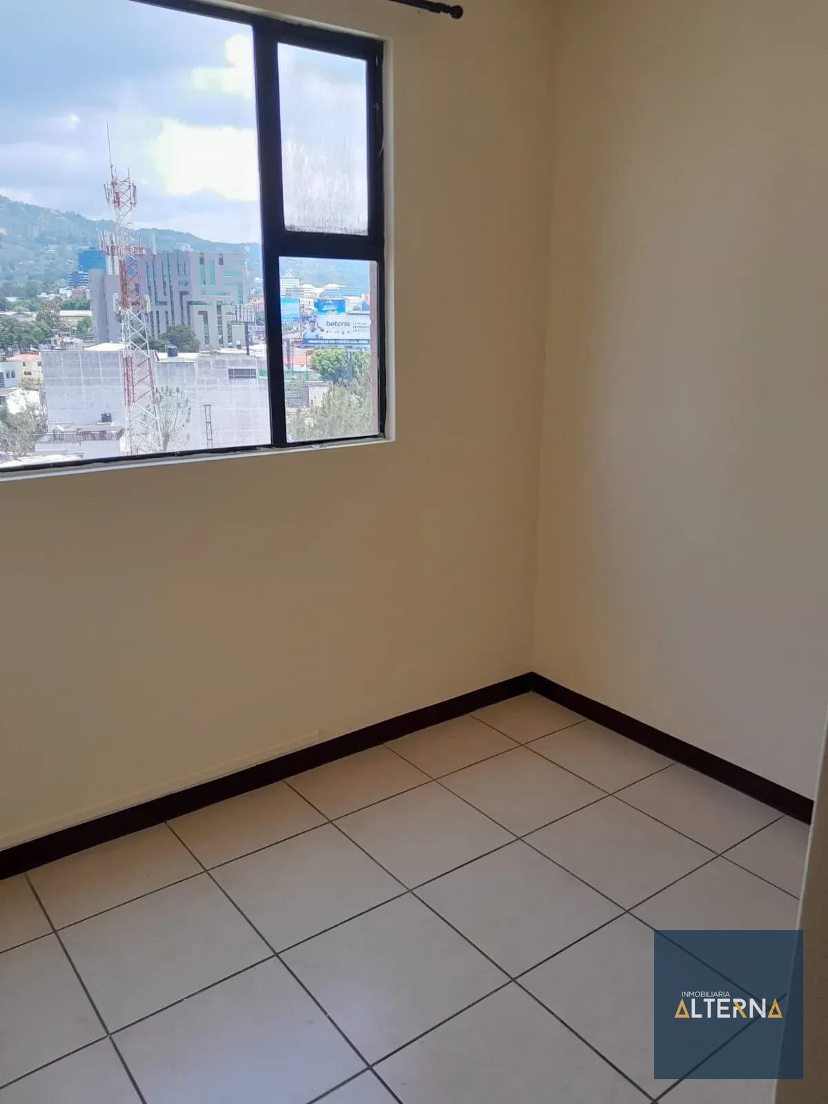 Apartamento en Renta en Zona 10 — Apartamento en Alquiler en Zona 10, Guatemala, Ciudad — foto 8 de 15