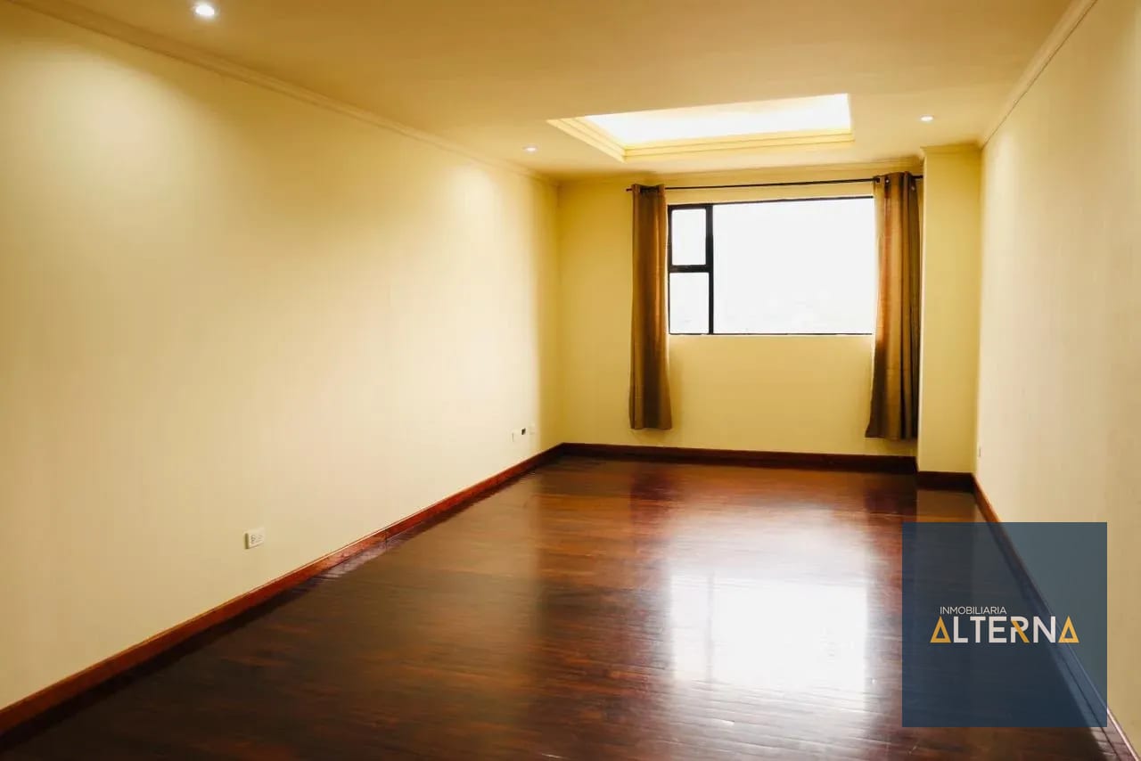 Apartamento en Renta en Zona 10 — Apartamento en Alquiler en Zona 10, Guatemala, Ciudad — foto 4 de 15