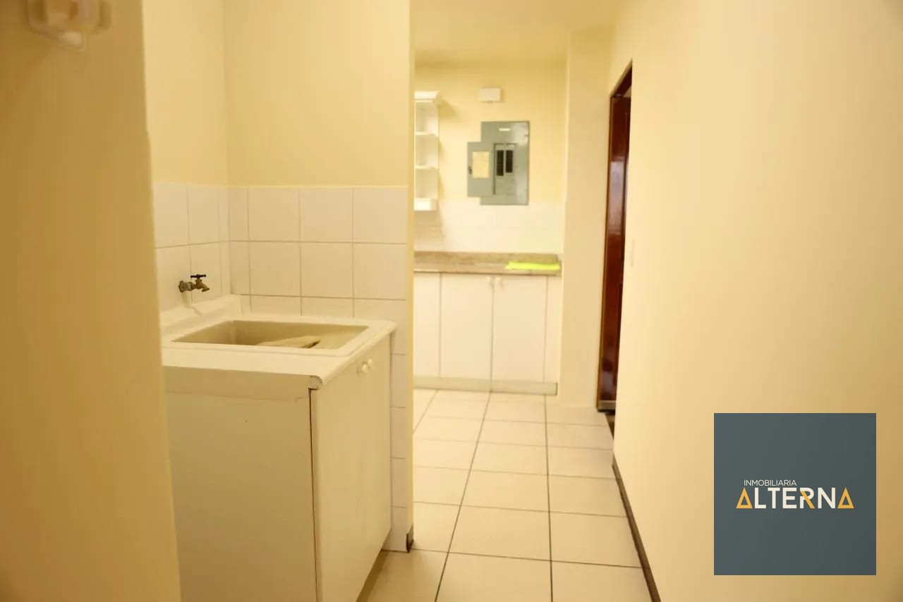 Apartamento en Renta en Zona 10 — Apartamento en Alquiler en Zona 10, Guatemala, Ciudad — foto 14 de 15