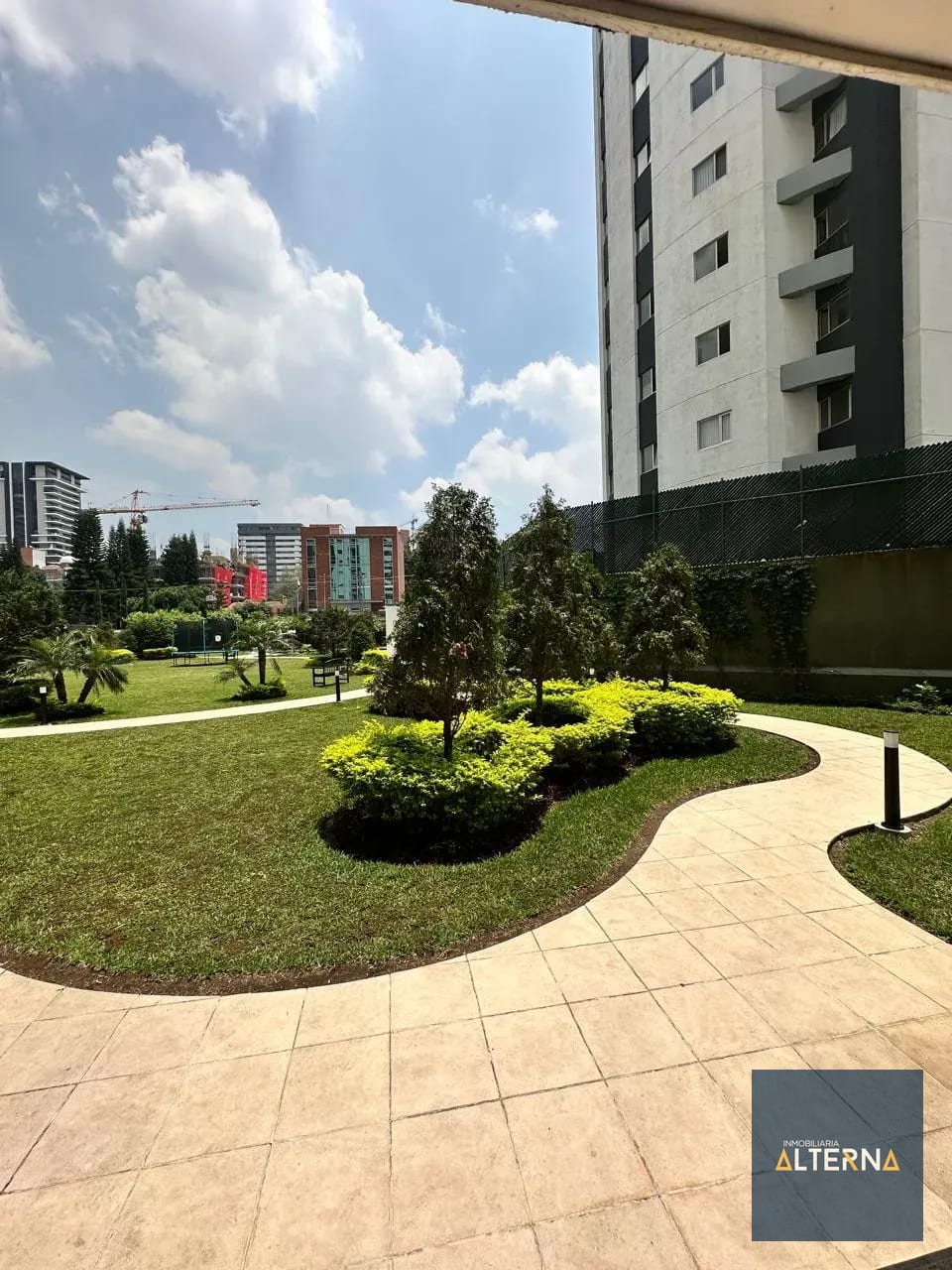 Apartamento en Renta en el mejor sector de zona 14 — Apartamento en Alquiler en Zona 14, Guatemala, Ciudad — foto 14 de 16