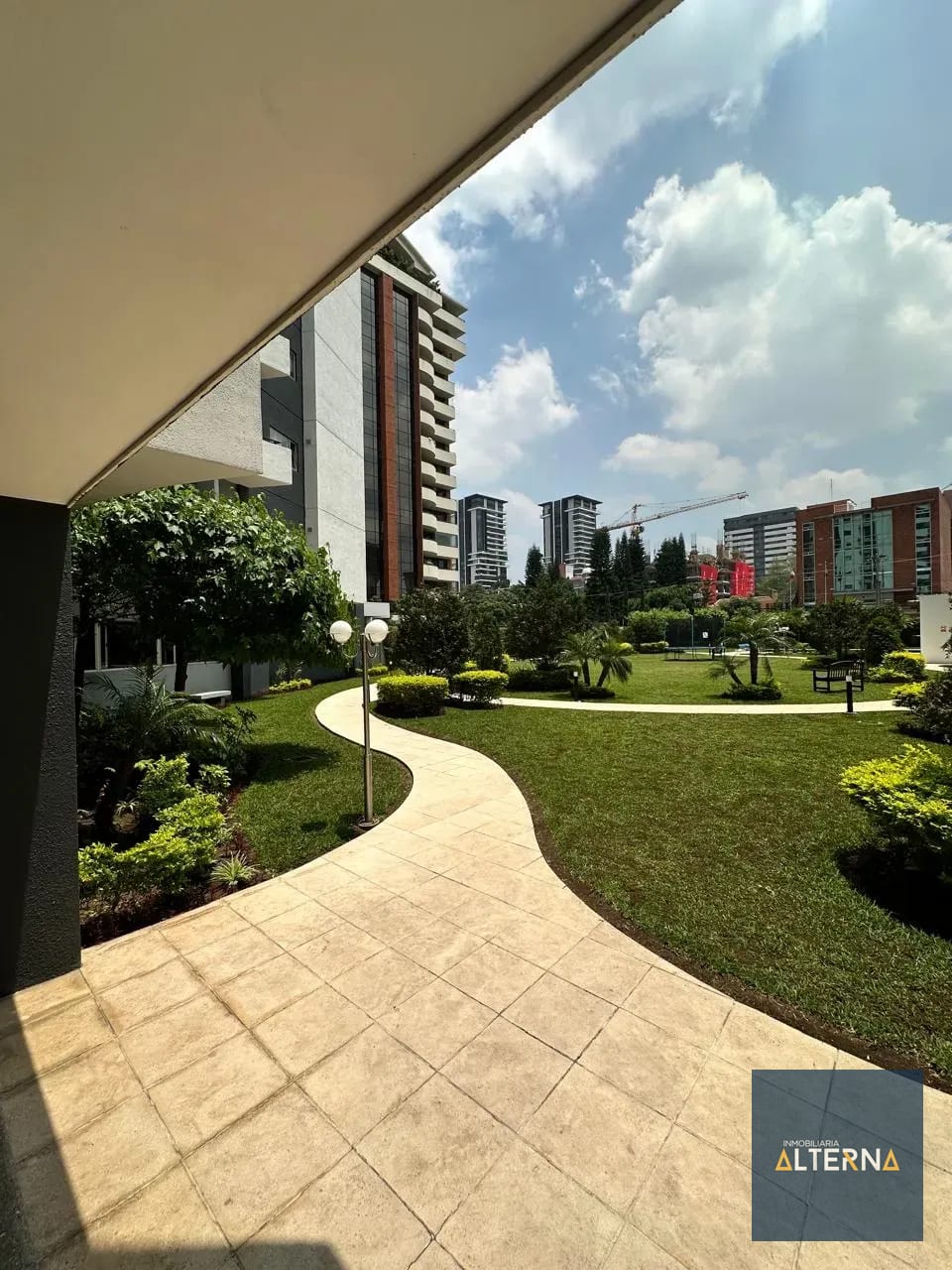 Apartamento en Renta en el mejor sector de zona 14 — Apartamento en Alquiler en Zona 14, Guatemala, Ciudad — foto 15 de 16