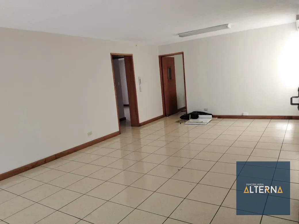 Oficina en renta en zona 9 — Oficina en Alquiler en Zona 9, Guatemala, Ciudad — foto 1 de 10