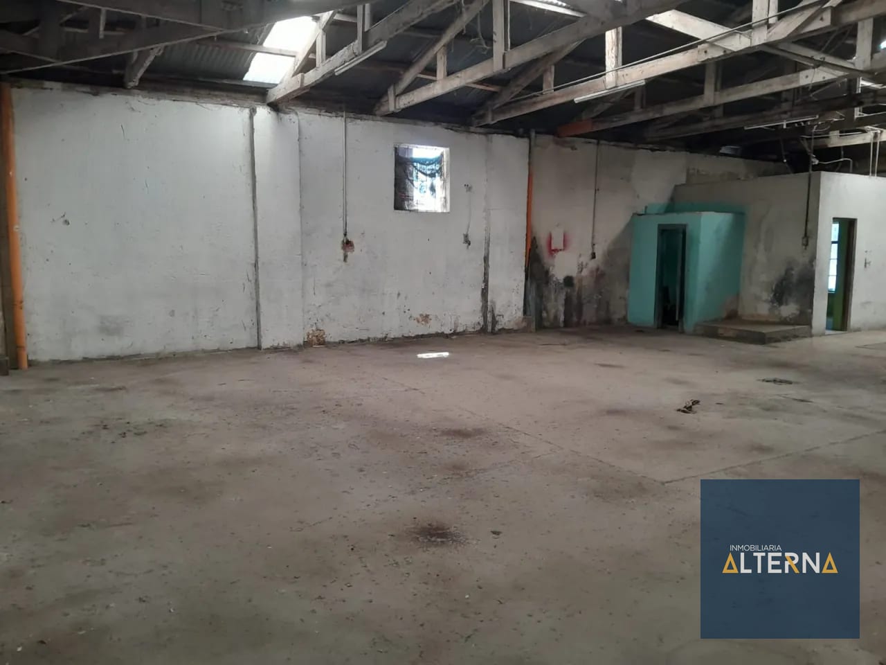 Bodega para Remodelar en Venta en Zona 4 — Bodega / Ofibodega en Venta en Zona 4, Guatemala, Ciudad — foto 3 de 5