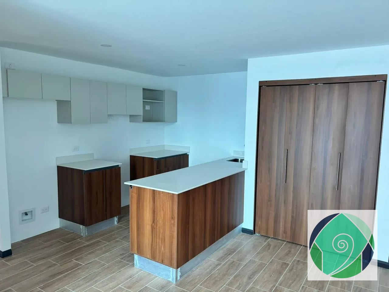 Alquiler Apartamento de 2 Habitaciones en Essenza, Zona 13 — Apartamento en Alquiler en Zona 13, Guatemala, Ciudad — foto 4 de 9