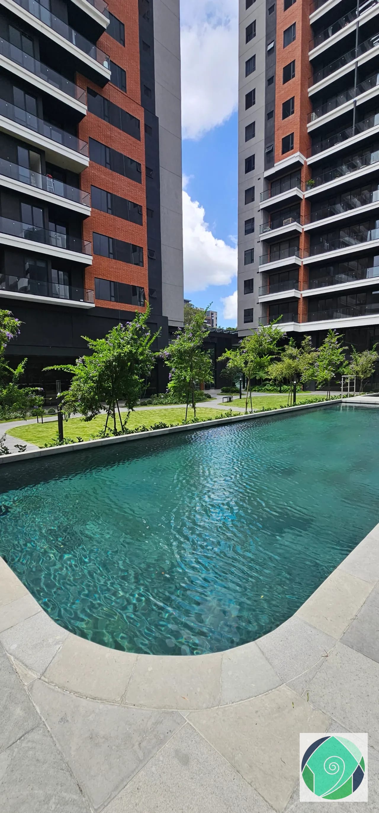 Alquiler Apartamento de 3 Habitaciones en Ferré Diez, Z10 — Apartamento en Alquiler en Ferré Diez, Zona 10, Guatemala, Ciudad — foto 1 de 17