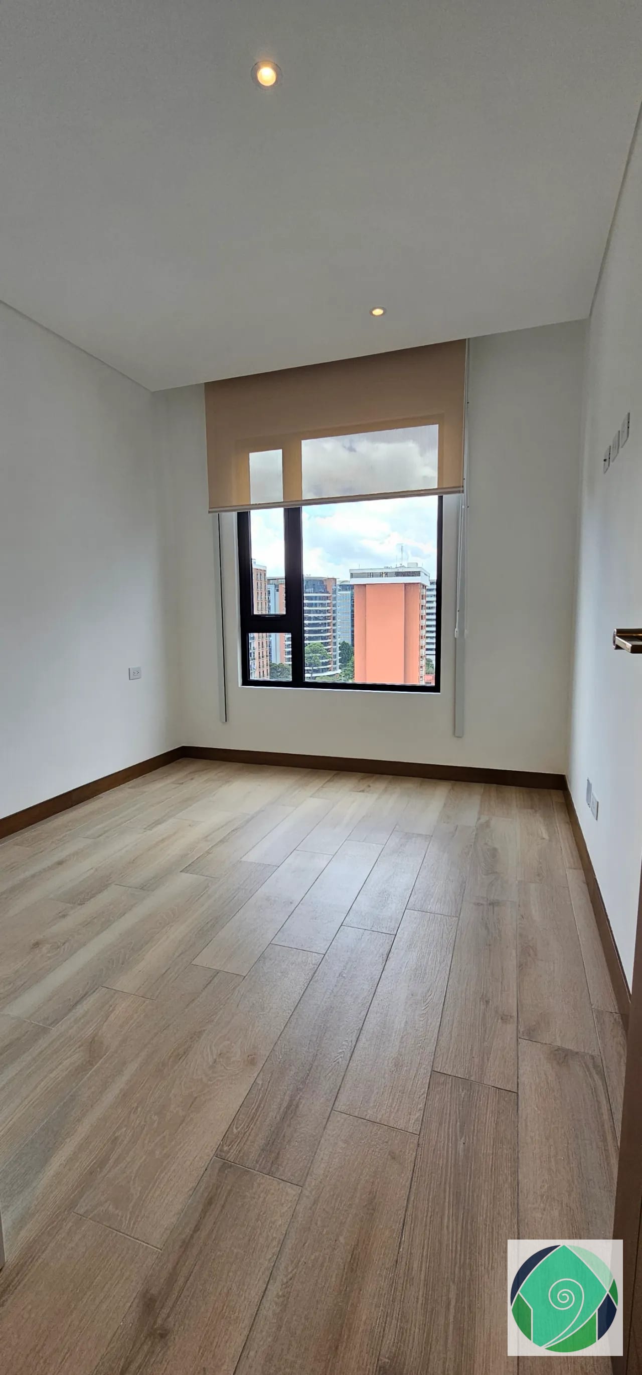 Alquiler Apartamento de 3 Habitaciones en Ferré Diez, Z10 — Apartamento en Alquiler en Ferré Diez, Zona 10, Guatemala, Ciudad — foto 8 de 17