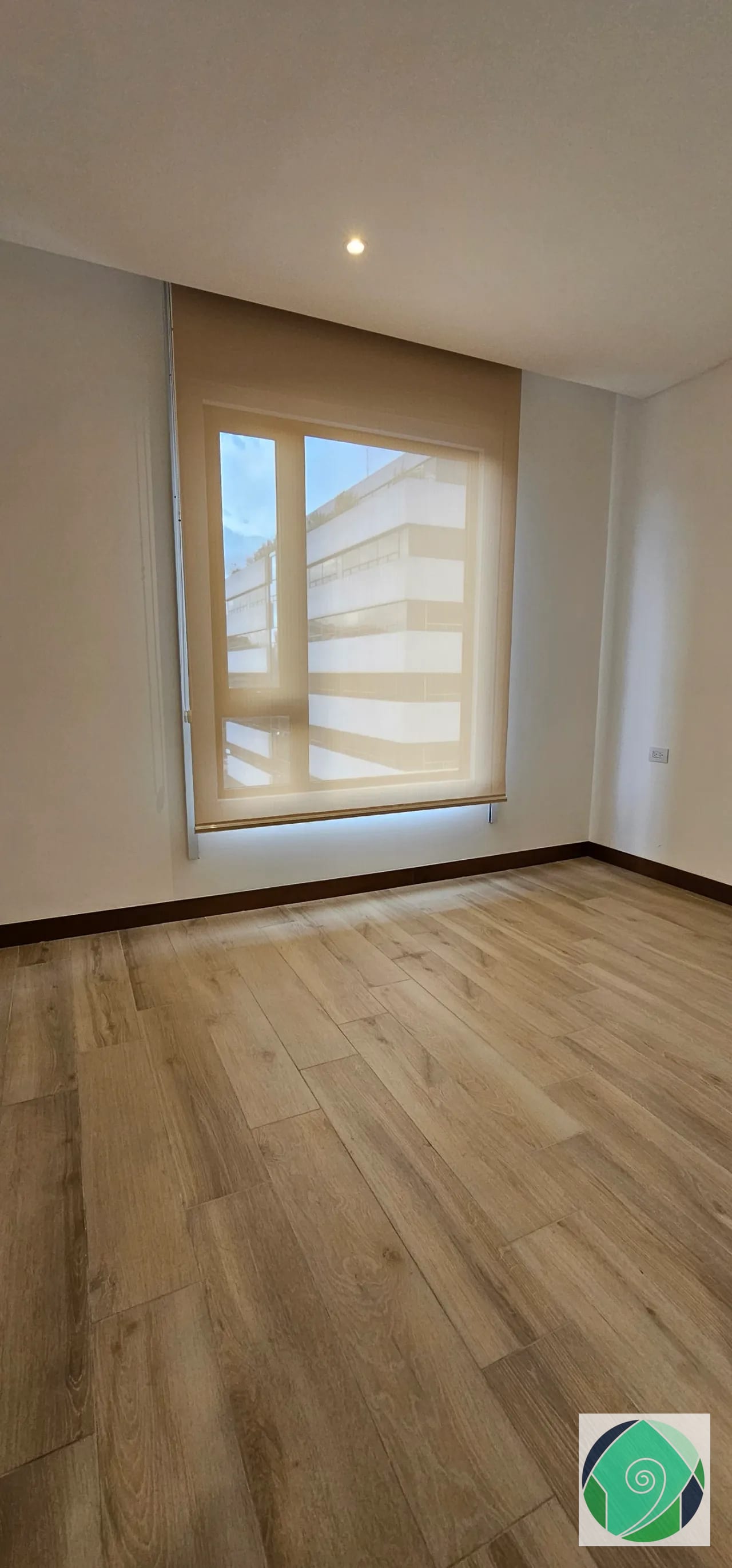 Alquiler Apartamento de 3 Habitaciones en Ferré Diez, Z10 — Apartamento en Alquiler en Ferré Diez, Zona 10, Guatemala, Ciudad — foto 10 de 17