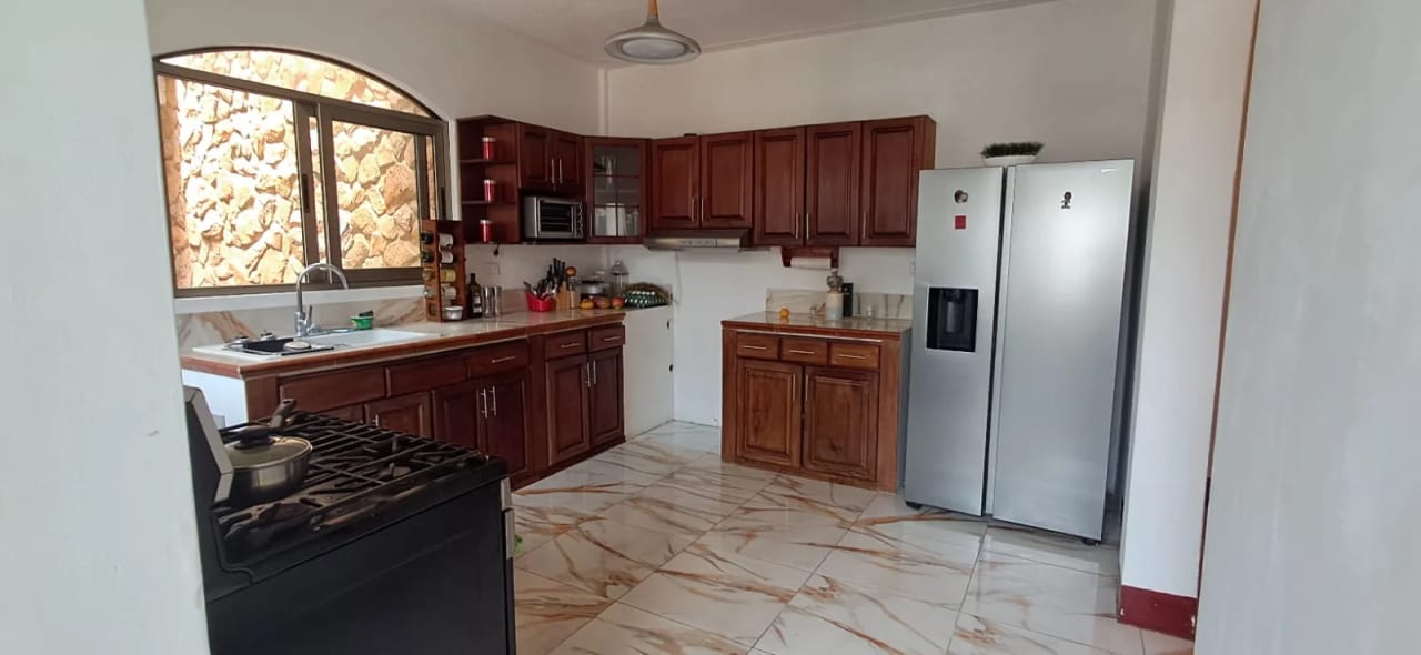 Venta Casa, Vistas de Florencia, Santa Lucía Milpas Altas, Sacatepéquez — Casa en Venta en Santa Lucía Milpas Altas, Sacatepéquez — foto 8 de 11