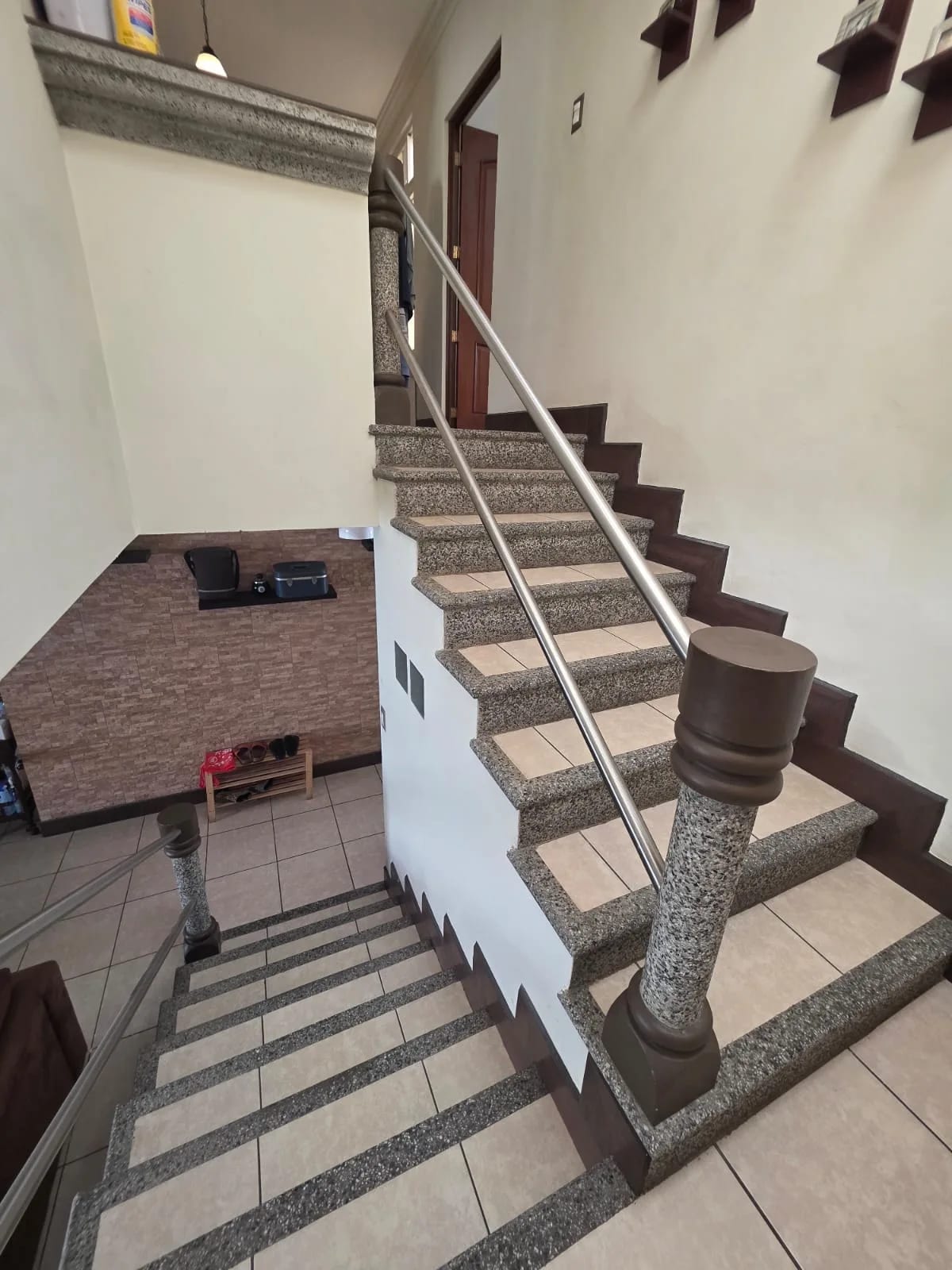 Venta Casa Hacienda Real, Zona 16 — Casa en Venta en Zona 16, Guatemala, Ciudad — foto 7 de 15