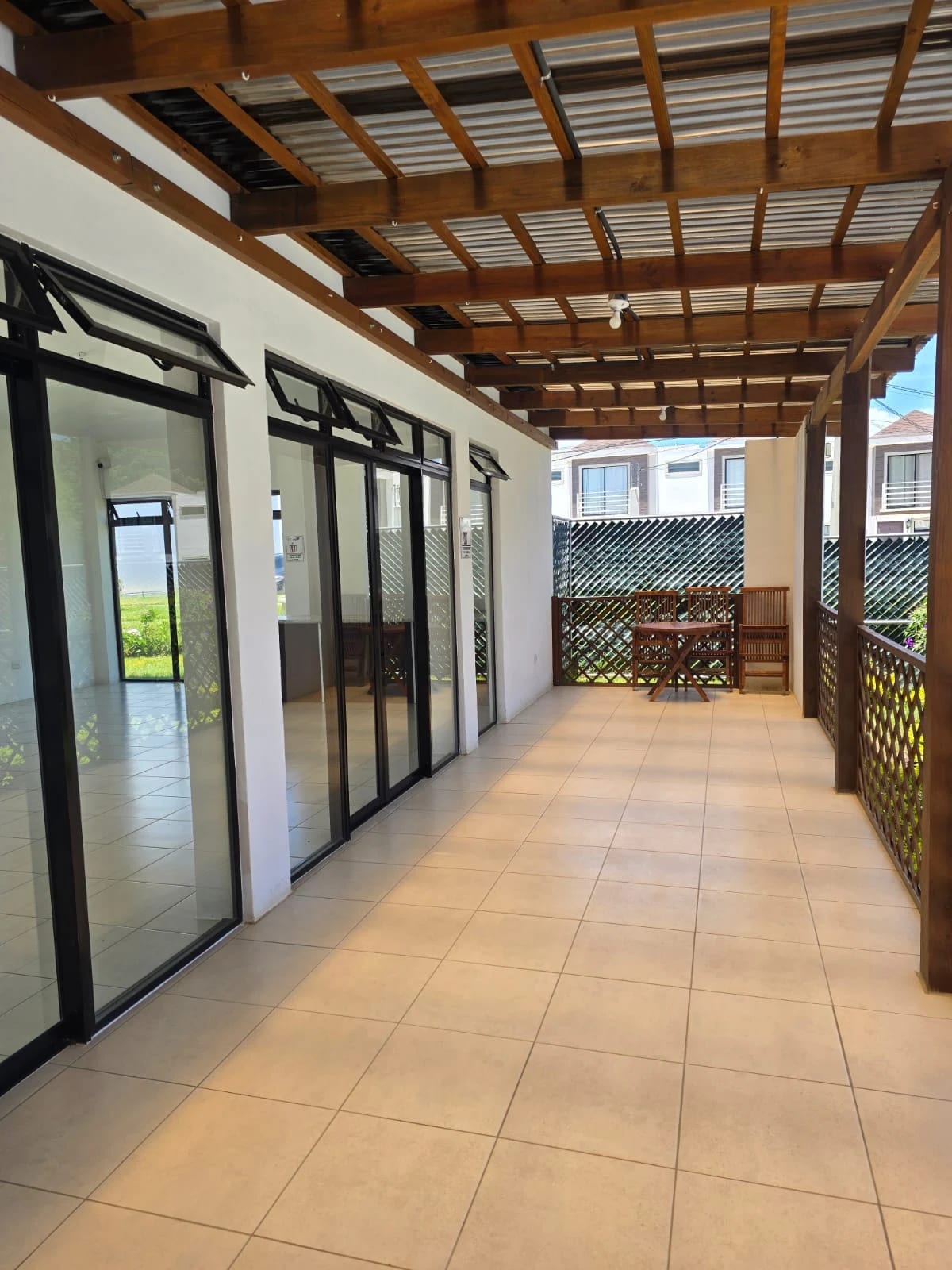 GANGA Casa en Venta, La Forest de Arrazola, San Josè Pinula — Casa en Venta en San José Pinula, Guatemala, Ciudad — foto 2 de 13