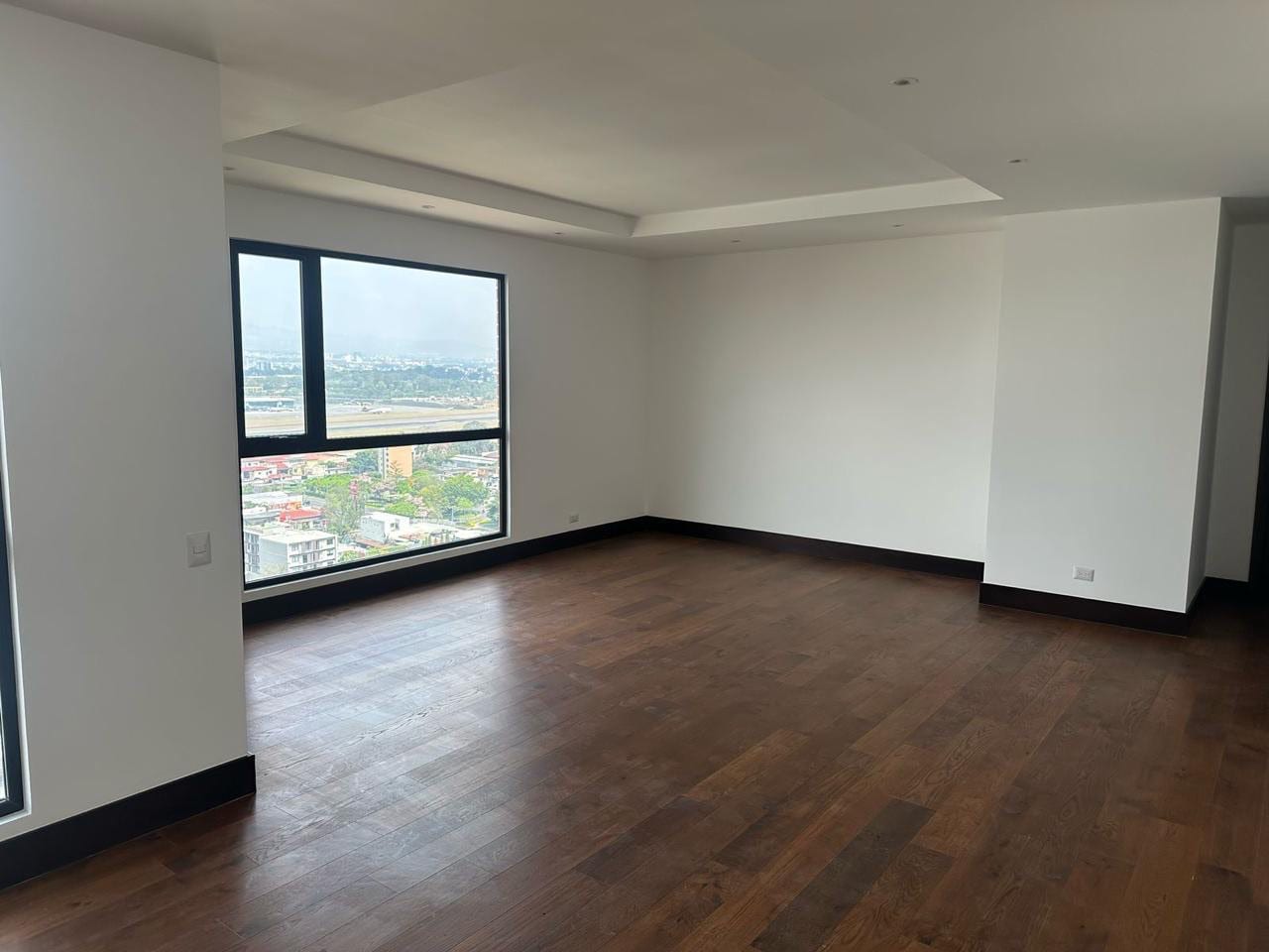 Espectacular Penthouse en Venta - Renta zona 14 — Apartamento en Alquiler en Vistana, Zona 14, Guatemala, Ciudad — foto 4 de 4