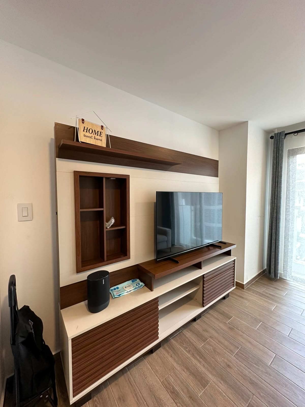 Apartamento amueblado en renta zona 14 — Apartamento en Alquiler en Parque 14, Zona 14, Guatemala, Ciudad — foto 3 de 4