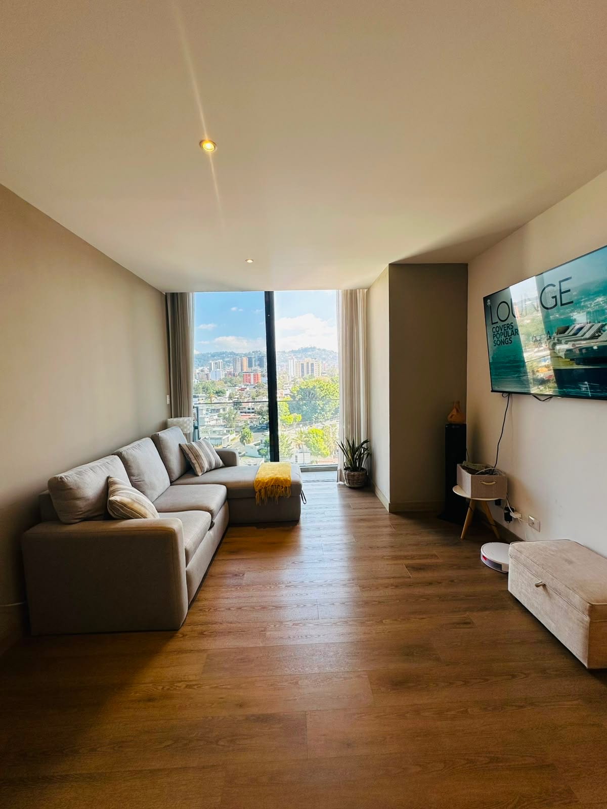 Apartamento amueblado en renta zona 15 — Apartamento en Alquiler en Zona 15, Guatemala, Ciudad — foto 4 de 4