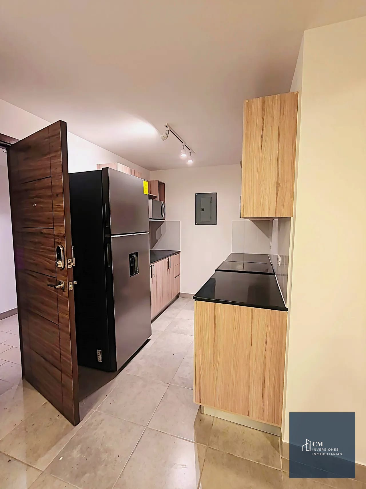 Cocina — Apartamento en Zona 10: ¡Inversión inteligente en Ciudad Vieja! — Apartamento en Venta en Ciudad Vieja, Zona 10, Guatemala, Ciudad — foto 3 de 12