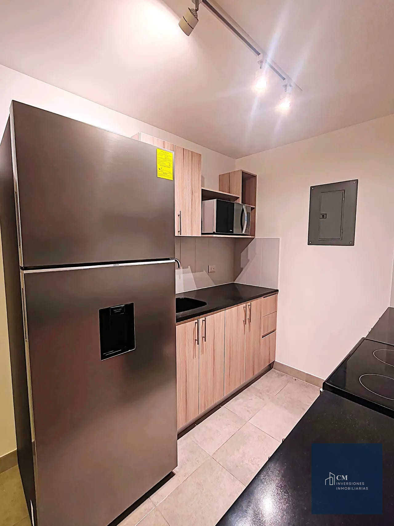 Cocina — Apartamento en Zona 10: ¡Inversión inteligente en Ciudad Vieja! — Apartamento en Venta en Ciudad Vieja, Zona 10, Guatemala, Ciudad — foto 5 de 12