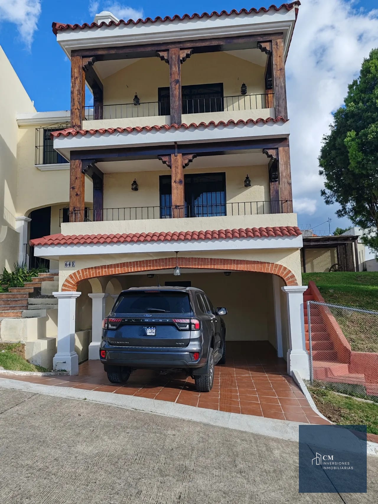 Casa en renta en Bouganbilias de Arrazola, 16.5 Carretera al Salvador (copia) — Casa en Alquiler en Bouganbilias de Arrazola, Carretera a El Salvador, Guatemala, Ciudad — foto 1 de 17