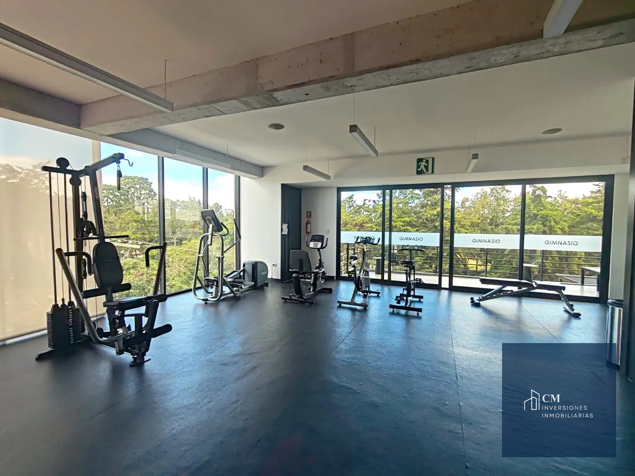 Gimnasio — ¡Tu mejor Inversión! ¡Amplitud, pérgola y jardín! — Apartamento en Venta en Ciudad Vieja, Zona 10, Guatemala, Ciudad — foto 12 de 17