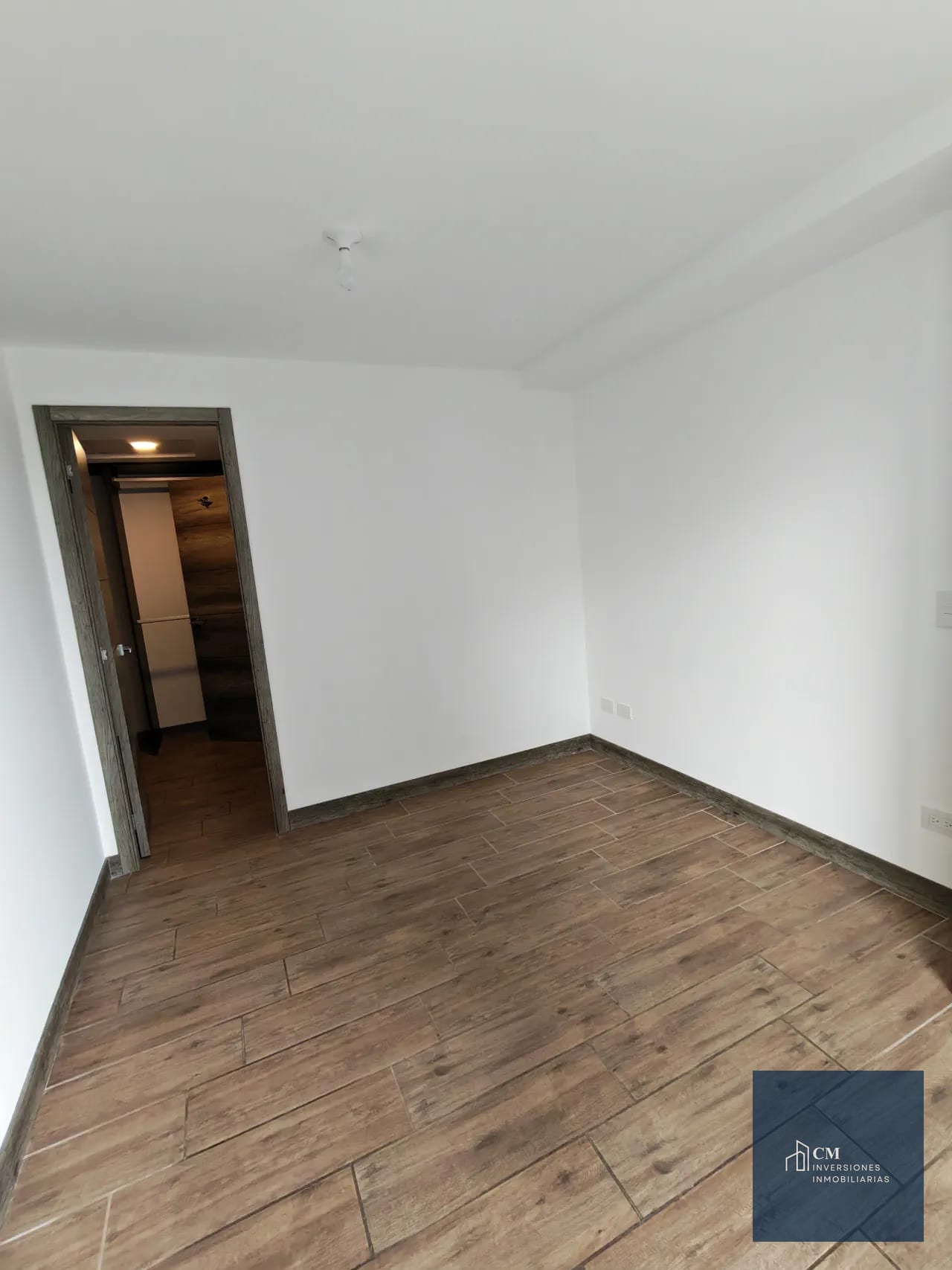 Dormitorio principal — ¡Vive con comodidad y estilo en Zona 15, rodeado de amenidades ! — Apartamento en Alquiler en Vista Hermosa II, Zona 15, Guatemala, Ciudad — foto 6 de 17