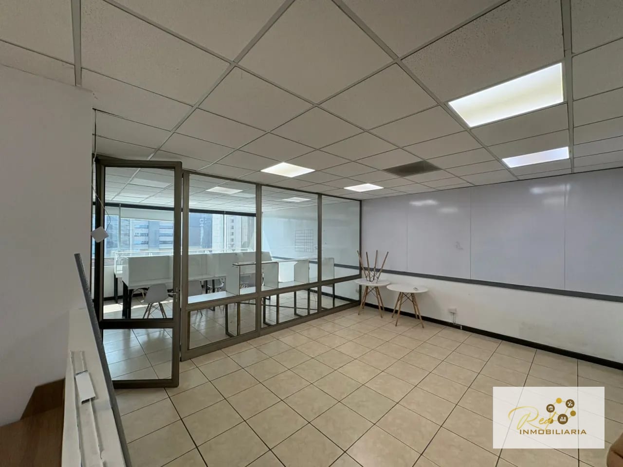 🏢 Oficina en Venta – Dubai Center, Zona 10 — Oficina en Venta en Dubai Center, Zona 10, Guatemala, Ciudad — foto 5 de 11