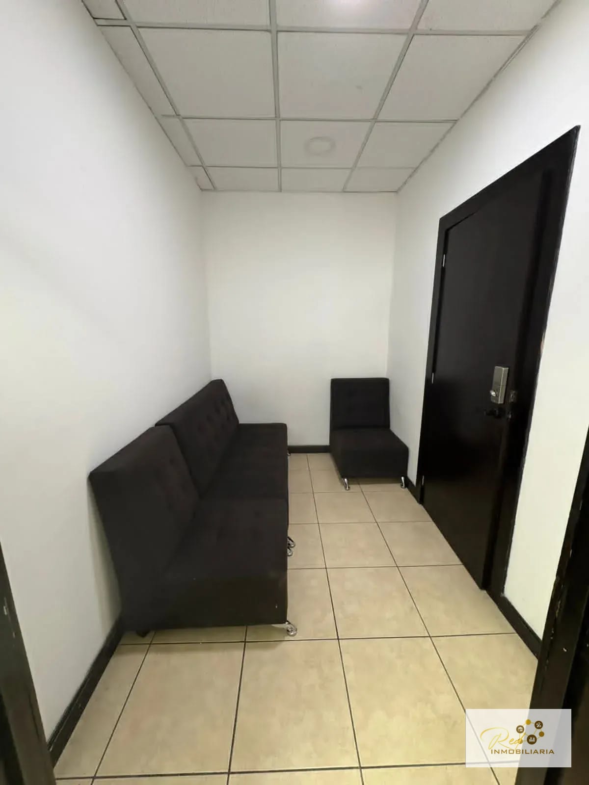 🏢 Oficina en Venta – Dubai Center, Zona 10 — Oficina en Venta en Dubai Center, Zona 10, Guatemala, Ciudad — foto 10 de 11