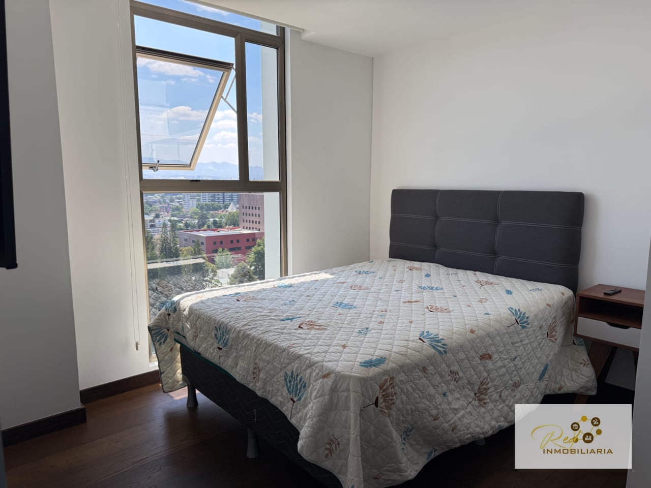 ✨ Apartamento Amueblado en Renta – Edificio Atarah, Zona 10 — Apartamento en Alquiler en Atarah, Zona 10, Guatemala, Ciudad — foto 4 de 8