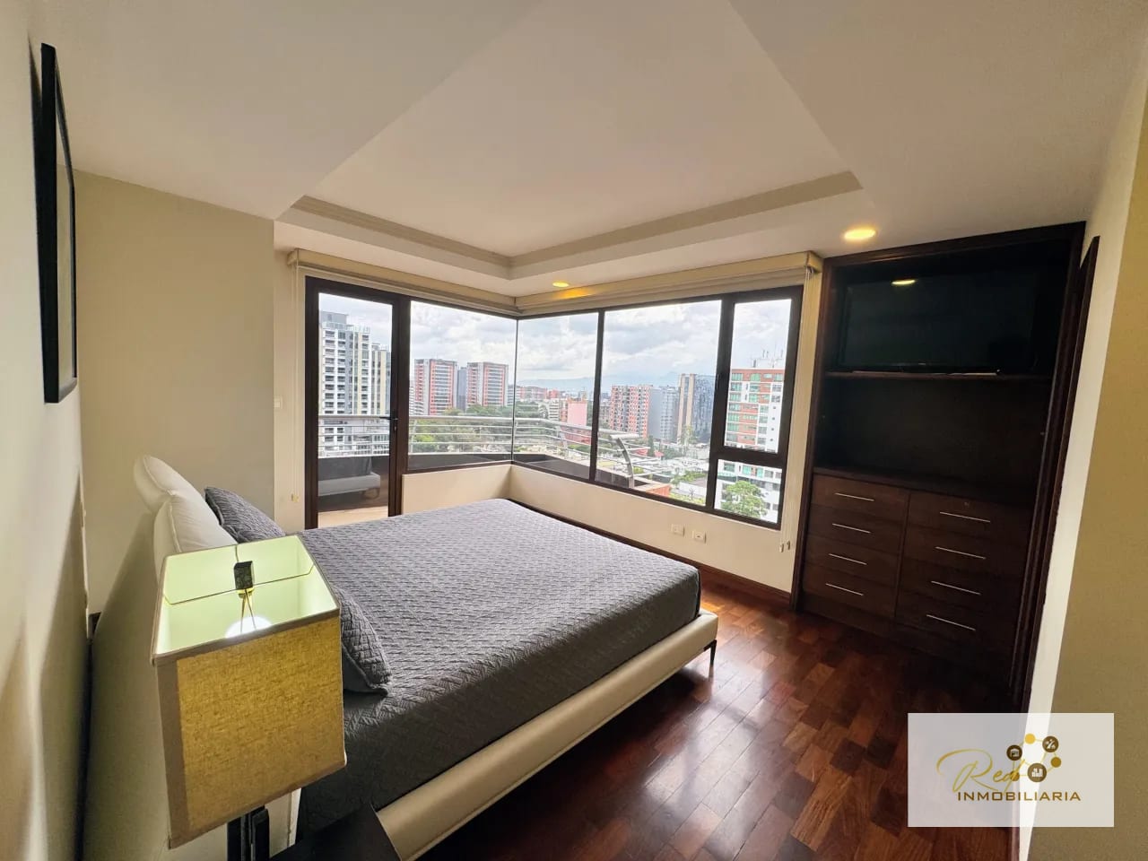 Venta Apartamento de Lujo, Edificio Santa María, Zona 10, Guatemala — Apartamento en Venta en Santa María, Zona 10, Guatemala, Ciudad — foto 11 de 15