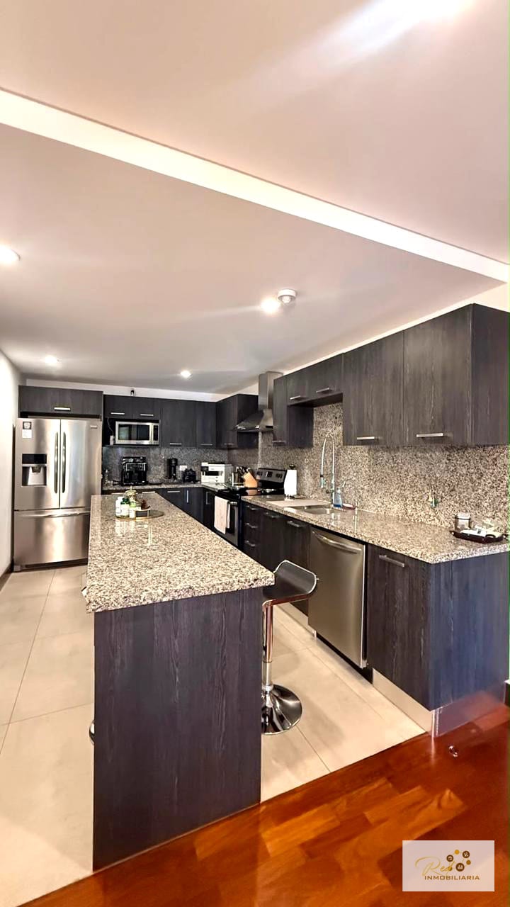 🏙️ Exclusivo Apartamento en Venta — Zona 10, Edificio Santa Sofía — Apartamento en Venta en Zona 10, Guatemala, Ciudad — foto 11 de 17