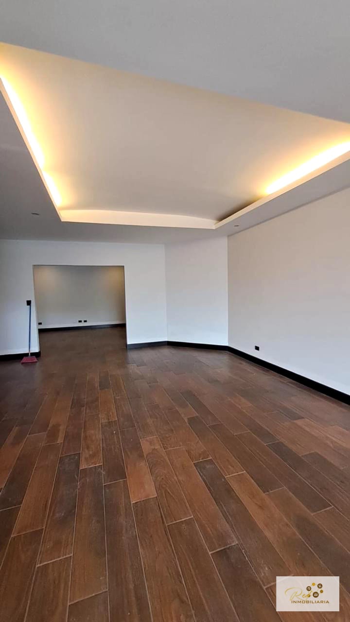 🏢 Renta de amplio apartamento — Edificio Oakland, Zona 10 — Apartamento en Alquiler en Zona 10, Guatemala, Ciudad — foto 12 de 17